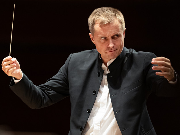 Vasily Petrenko©Antoine Saito
